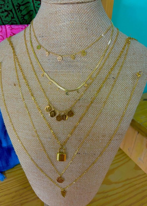 collares