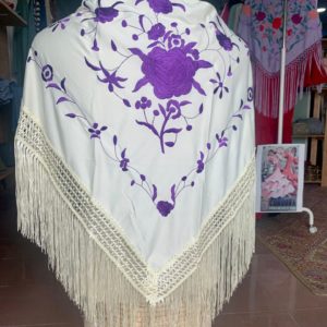 Mantón Bordado Beige y Morado