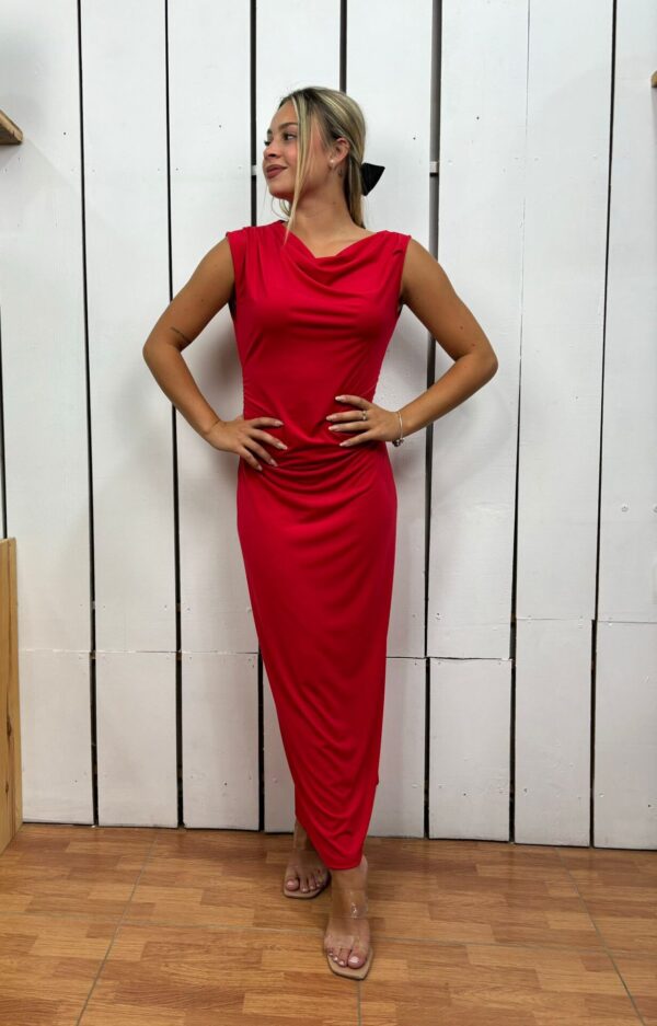 Vestido Liso Hombrera Rojo