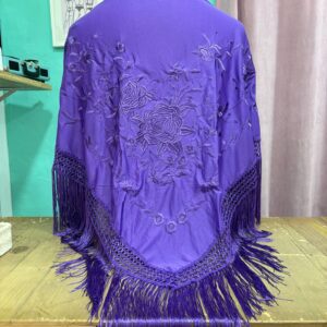 Mantón Bordado Morado