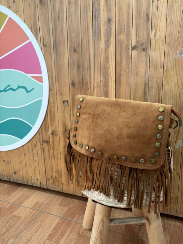 Bolso Piel Tachuelas Camel